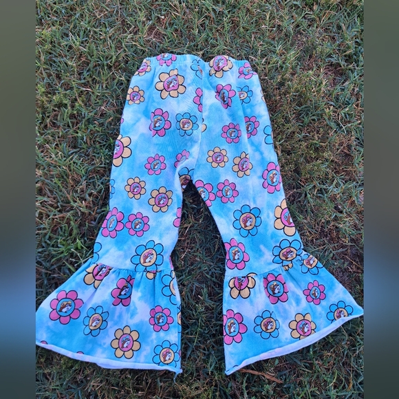 Buc-ees Bell Bottom Flower Toddler Pants Size 3t Colorful,funky,fun - Picture 3 of 3